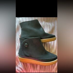 Stella McCartney women’s black ankle boots size 7